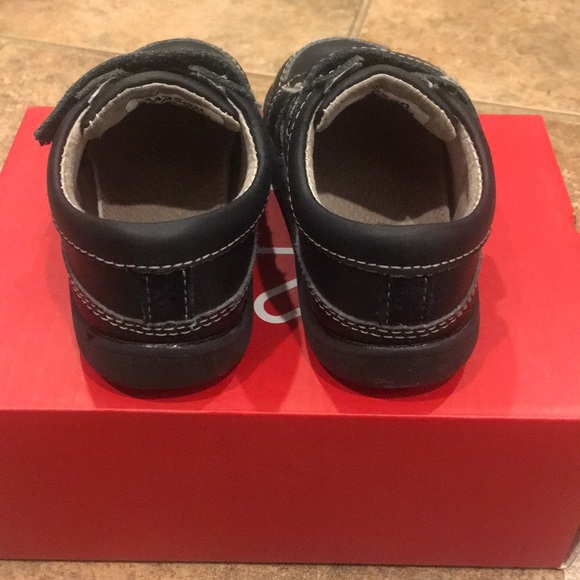 See Kia Run Randall II Black - Picture 3 of 4